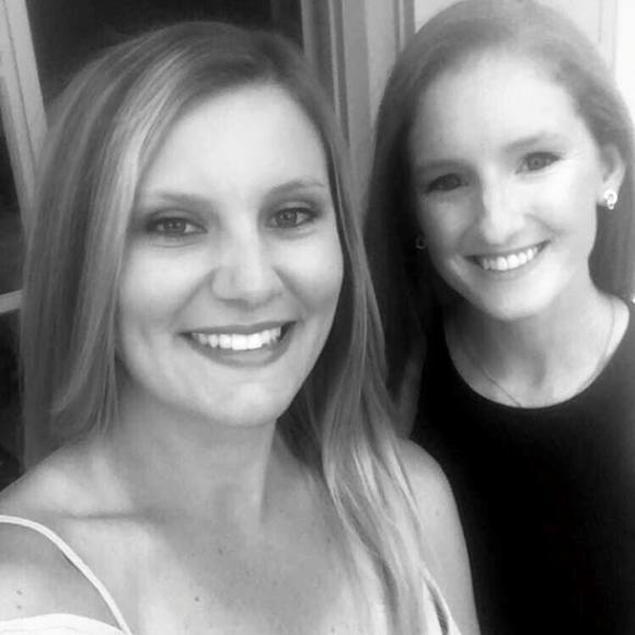 Meet your Posher, Aly - Picture 1 of 1